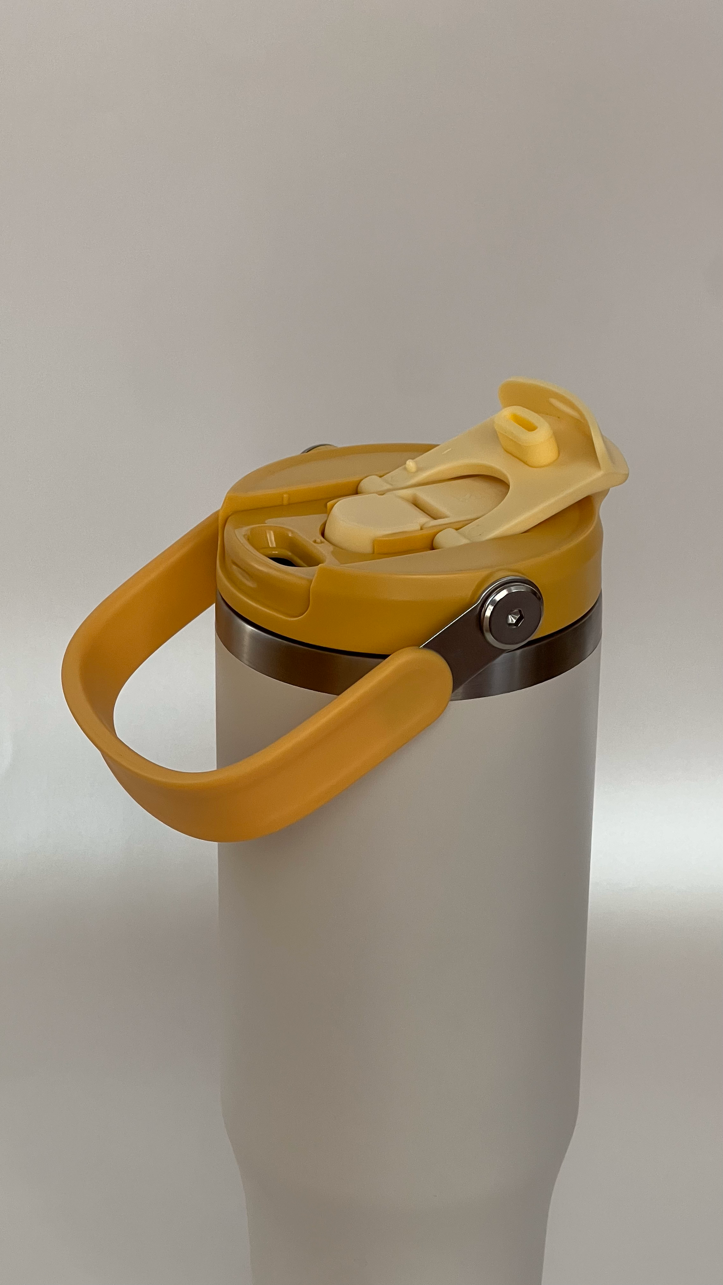 Ribby 1200ml Stainless Steel Tumbler with new Sipraw lid - White and Yellow